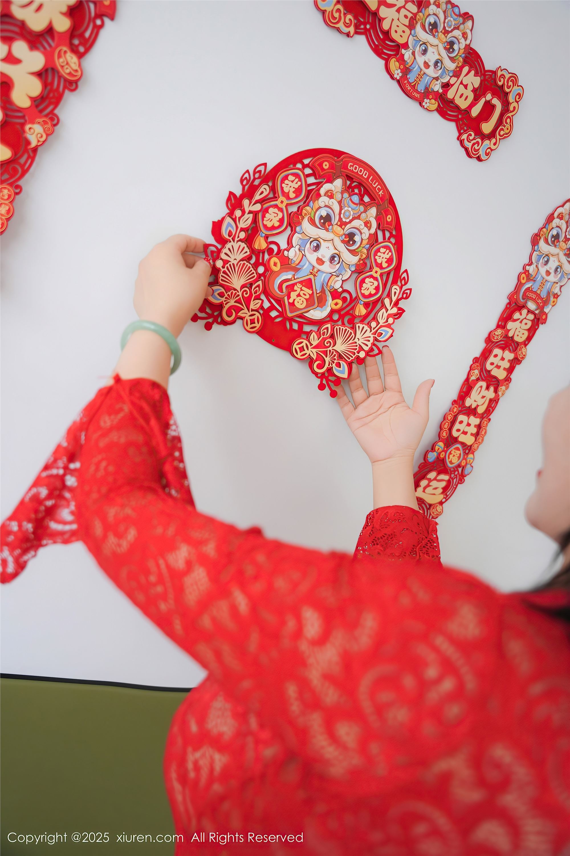 Xiuren秀人网 2025.02.10 NO.9862 油田溪溪